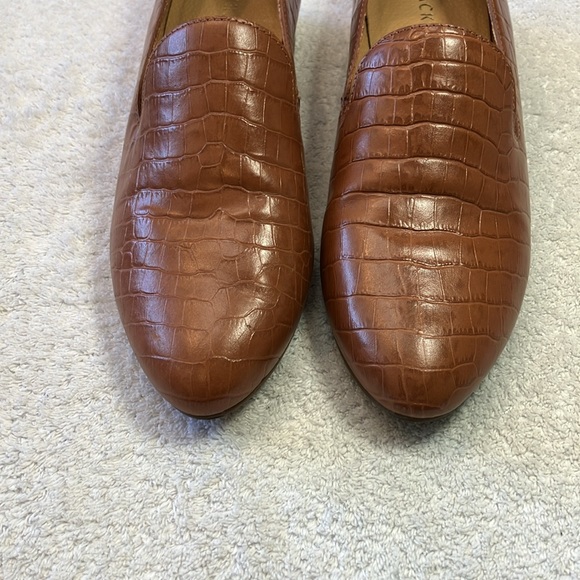 Jack Rogers Audrey croc loafers - Picture 4 of 8